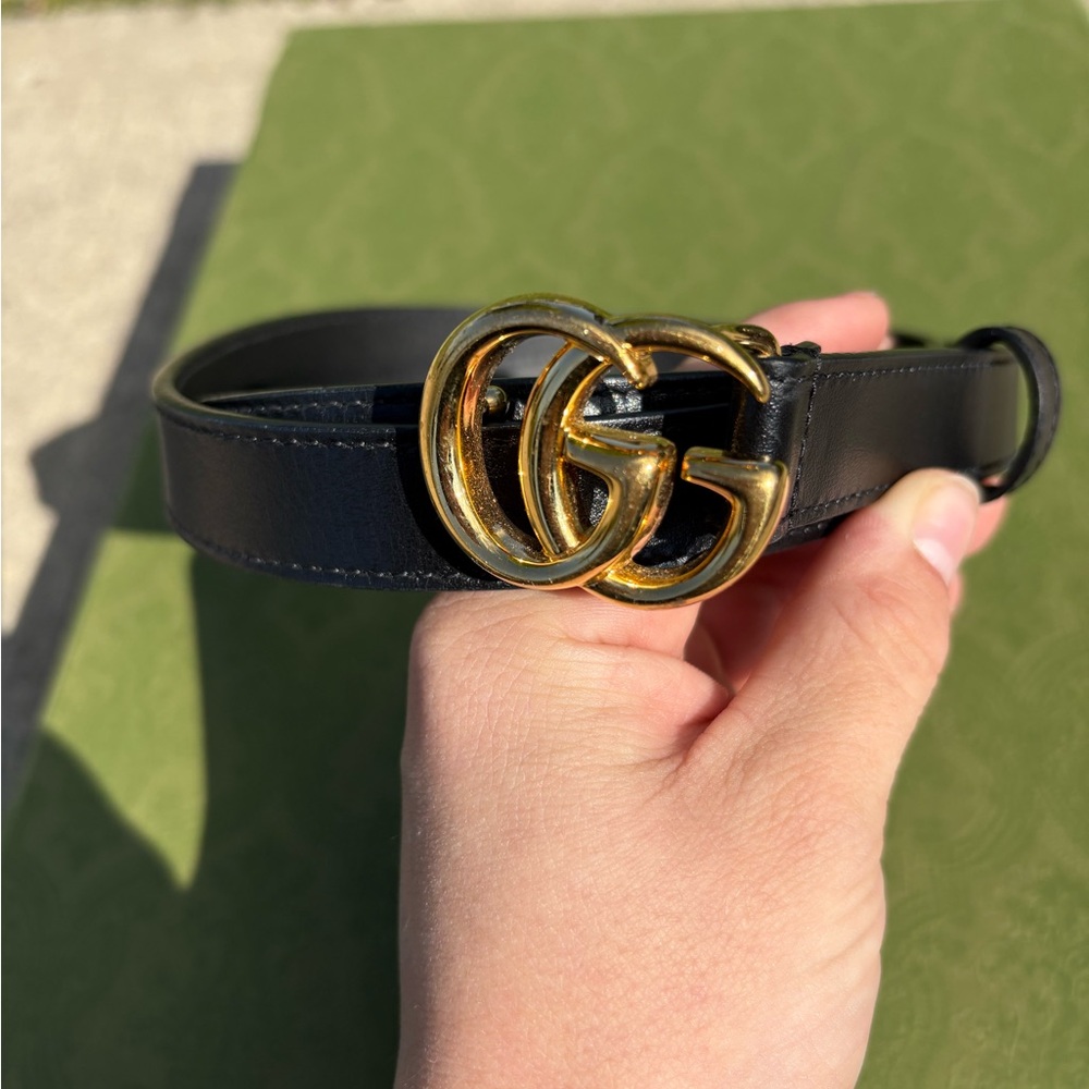 Gucci Black Leather Belt with Gold GG Buckle
